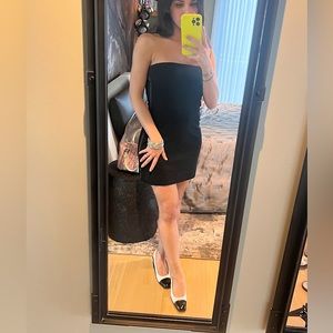 🤍🖤  Stuart Weitzman cap toe shoes